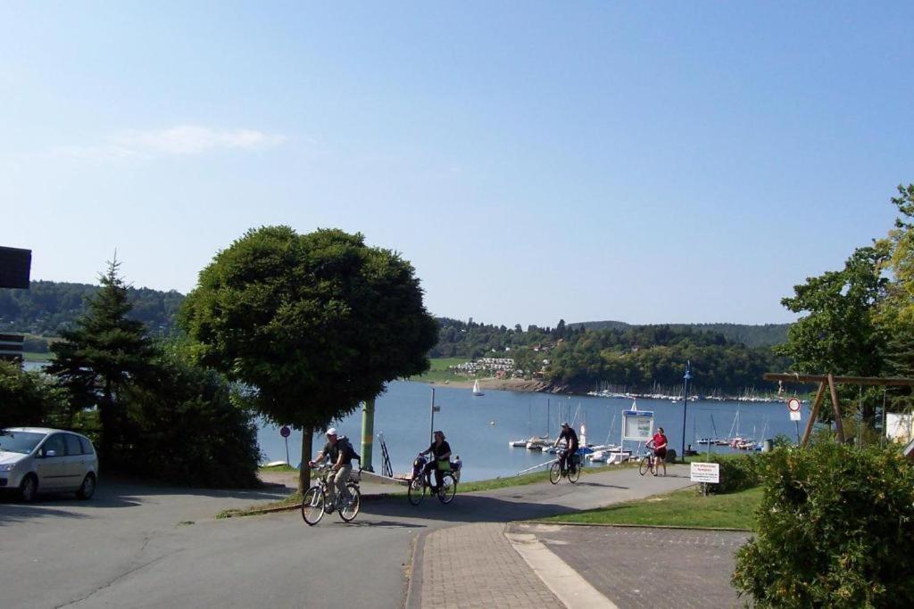 Gemutliche 93M2Fewo Mit 2 Schlafzimmern Und Seitlichem Seeblick Vom Balkon Scheid  Exteriér fotografie
